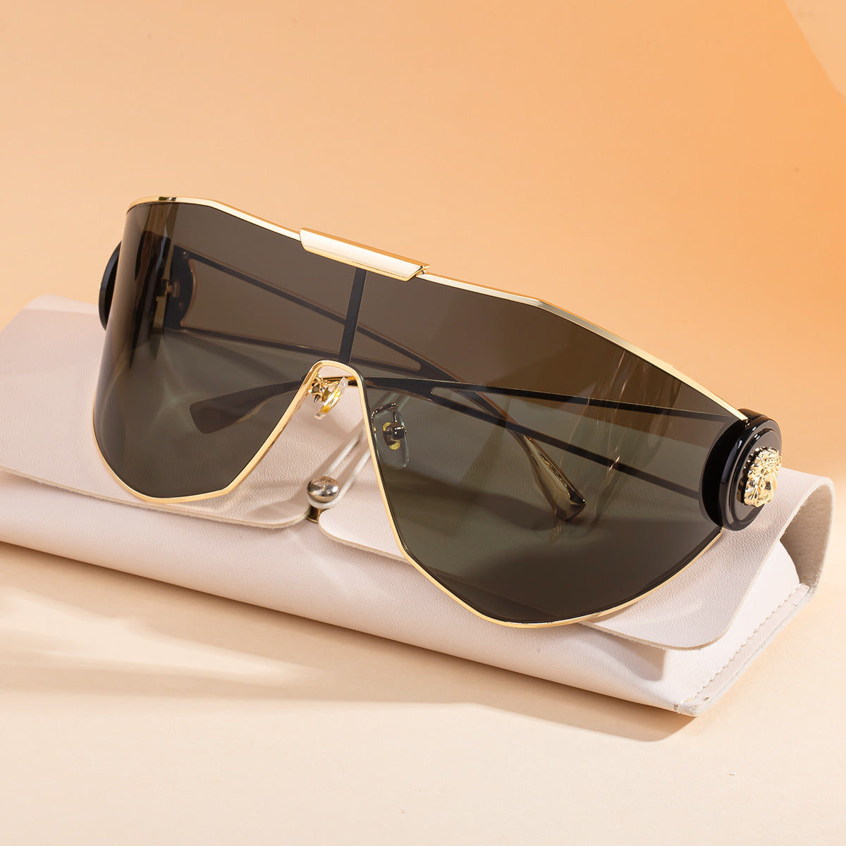 Women's Full-Frame Aviator Sports Sunglasses UV Protection