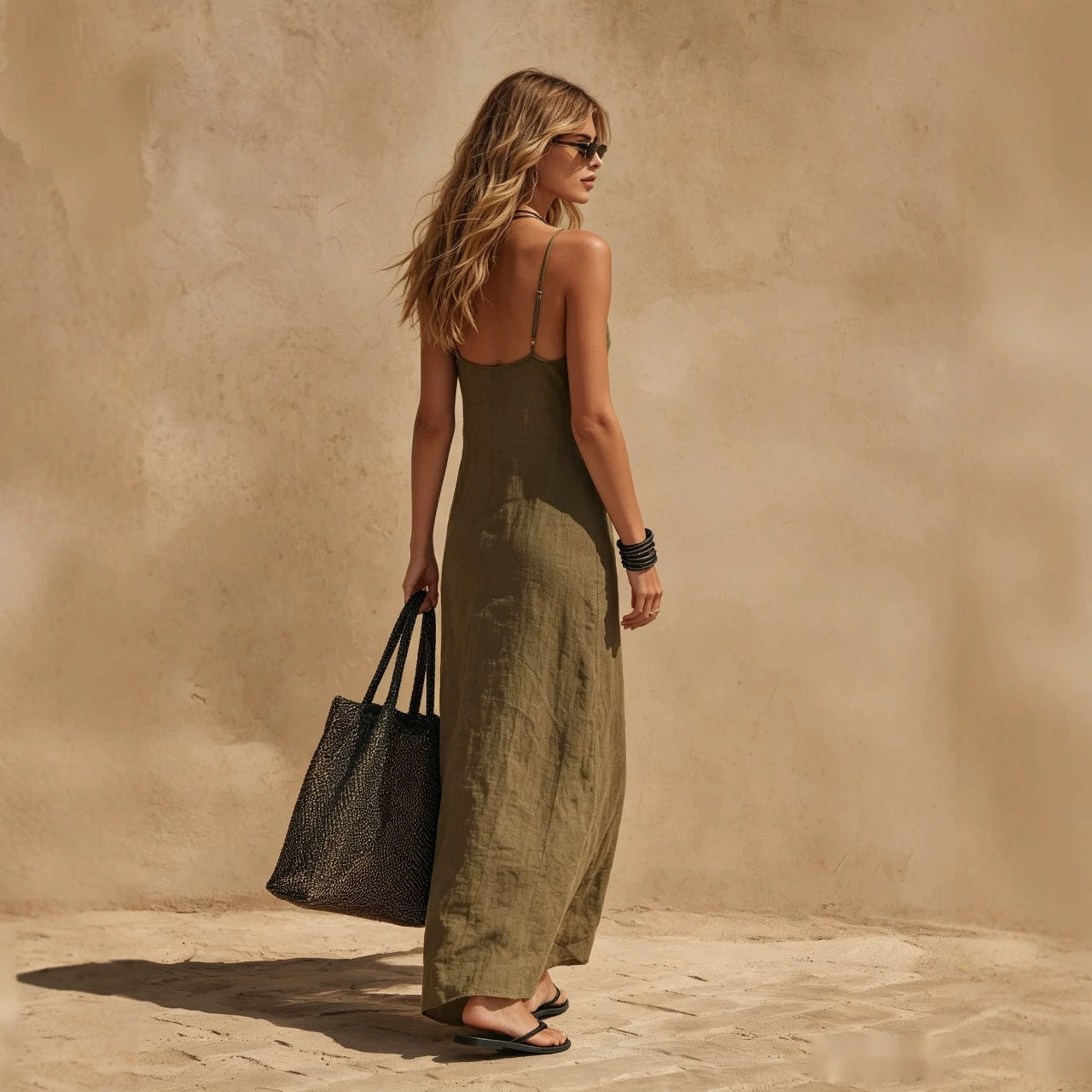 Women's Minimalist Sleeveless Loose Fit Resort Slip Dress