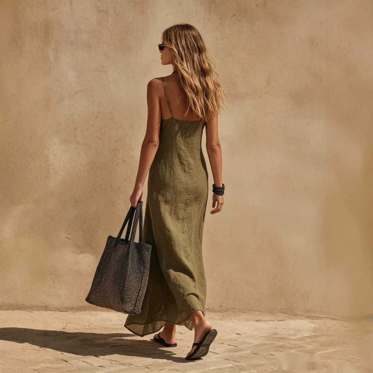 Women's Minimalist Sleeveless Loose Fit Resort Slip Dress