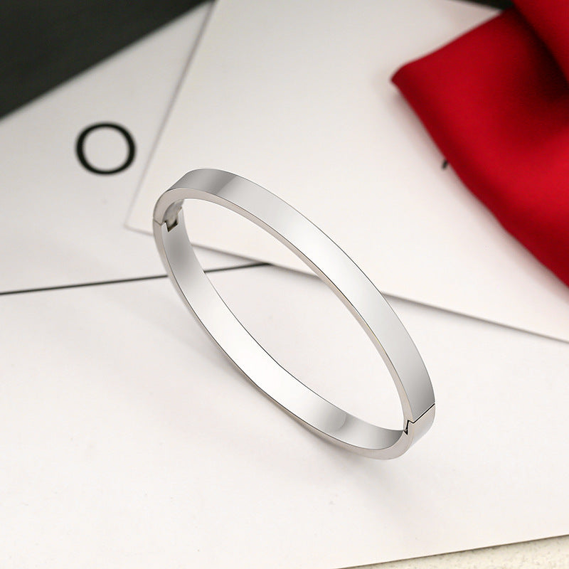 Women's Stainless Steel Titanium Bracelet Non-Fading Fashion Jewelry