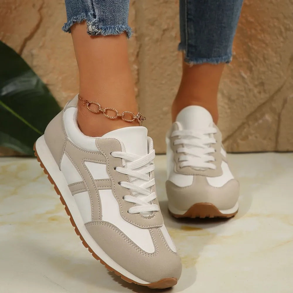 Women's Contrast Lace-Up Round Toe Casual Sneakers Comfort