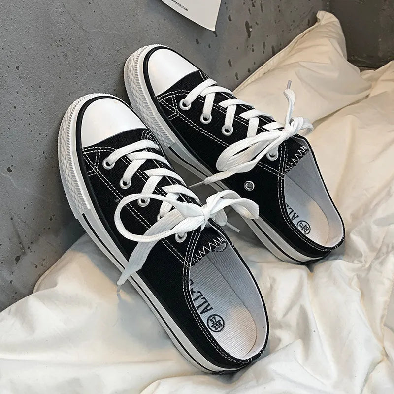 Round Toe Lace-Up Canvas Sneakers for Everyday Comfort